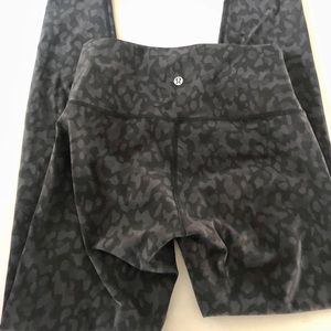 Lululemon Wunder Under Leggings